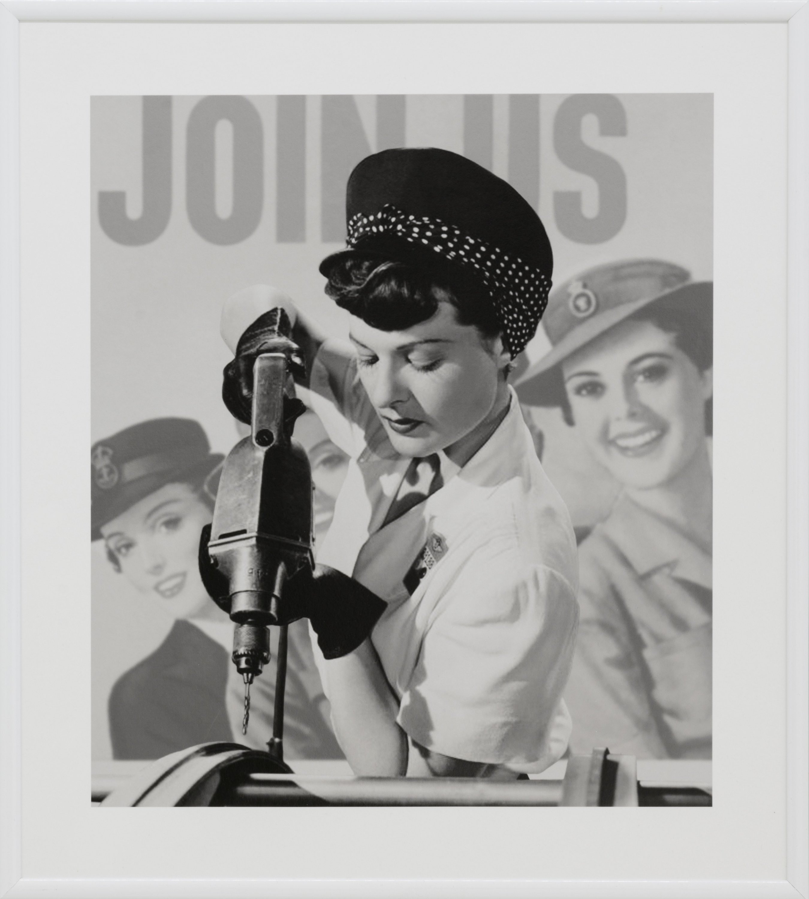 María María Acha-Kutscher - Womankind. Machine 2