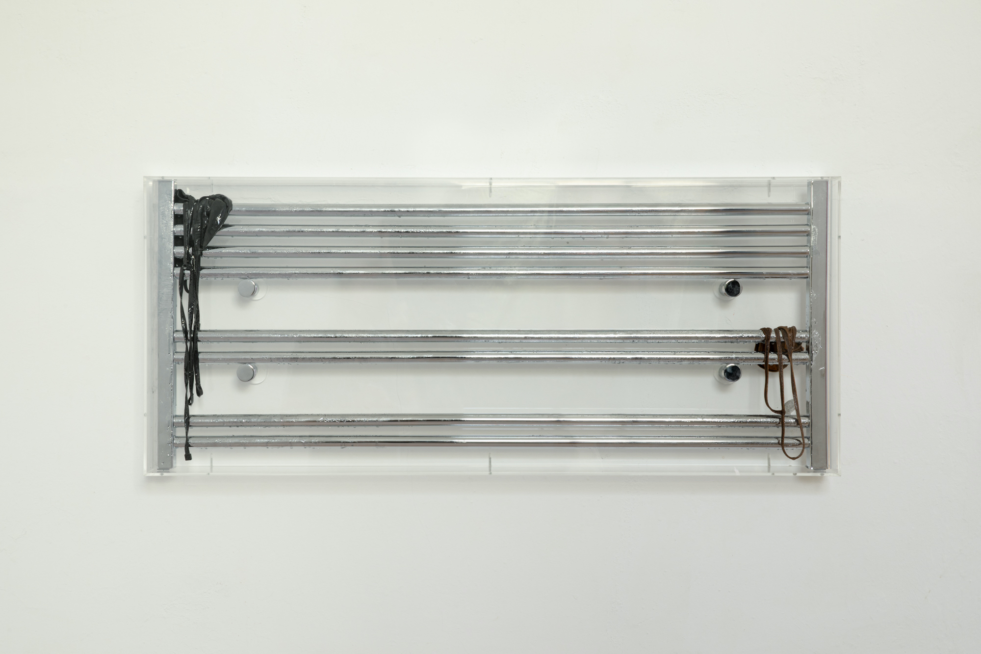 Isabella Benshimol - Black and sand scribbles